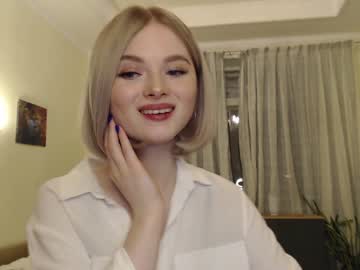 webcam girl yvaine777 live cam image #1178987