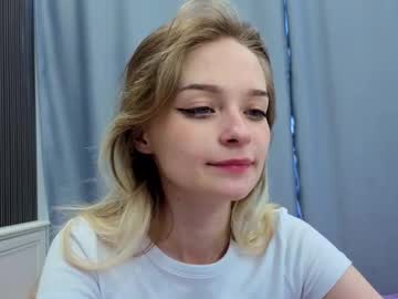 webcam girl vialeta_baby live cam image #13020733