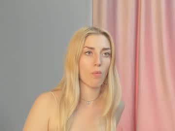 webcam girl lynngarney live cam image #9558509
