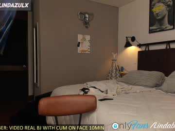 webcam girl lindabluee live cam image #9311170