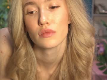 webcam girl lolly_bella_ live cam image #2123282