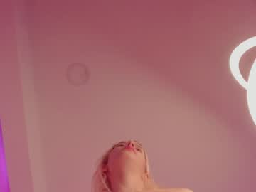 webcam girl bella_adams_ live cam image #3911208