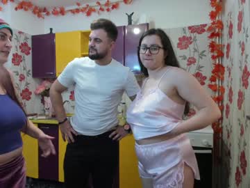 webcam couple iuliana32 live cam image #1509759