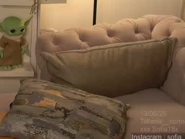 webcam girl tatiana__cortes18 live cam image #12934378
