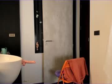 webcam girl akino_17 live cam image #2567845