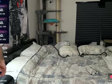 webcam man iblamedevan live cam image #11009288