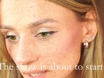 webcam girl artease live cam image #10821670