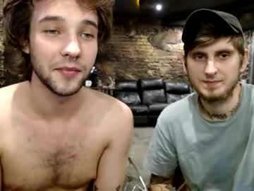 webcam man straighttattoedbasement live cam image #3282020