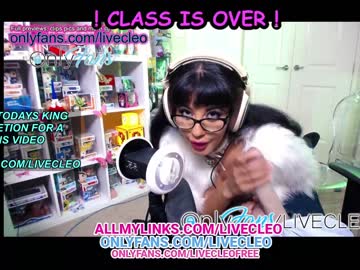 webcam girl livecleo live cam image #3395245