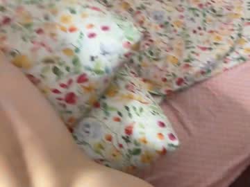 webcam couple maya__77 live cam image #12431313
