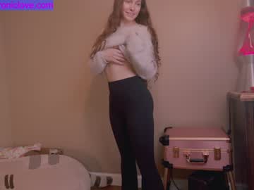 webcam girl chroniclove live cam image #4426766