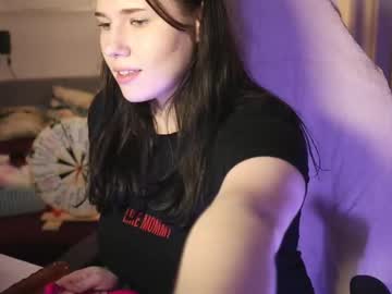 webcam girl girl_u_never_met live cam image #12820315