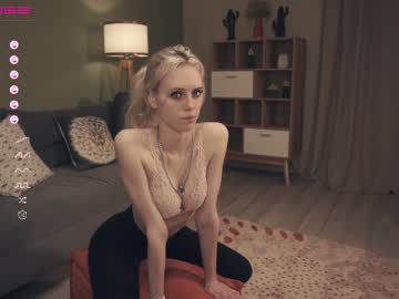 webcam girl audreycarvin live cam image #8813138