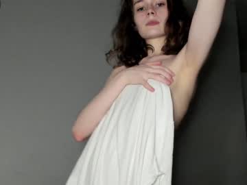 webcam girl mxxnsxsul live cam image #3266958