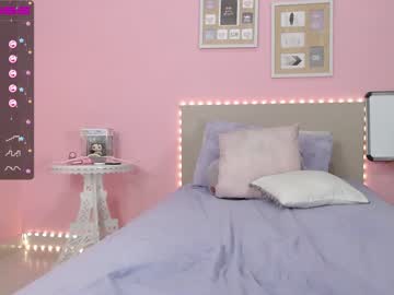 webcam girl little_effy18 live cam image #2032113