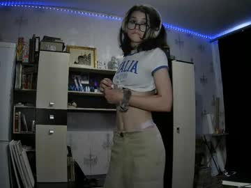 webcam girl alodieherlan live cam image #12873146