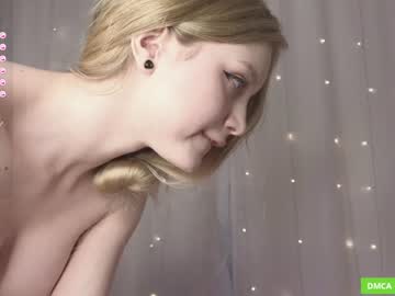 webcam girl jelli_jennifer live cam image #8271312
