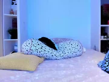 webcam girl mis_eva live cam image #2290390