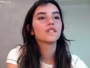 webcam girl nika_la_sun live cam image #5737288
