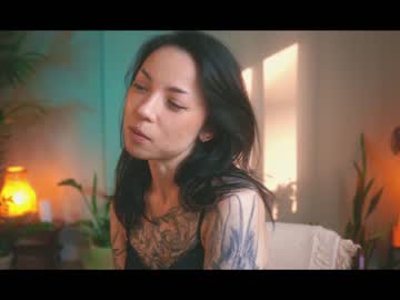webcam girl ambientink live cam image #2522853