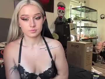 webcam girl charlybarbie live cam image #7316306