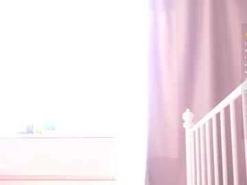 webcam girl cinacramby live cam image #12754644