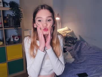 webcam girl shiningdawn live cam image #6476068