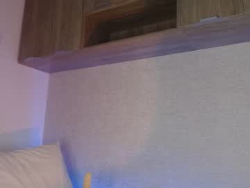 webcam girl jully_lov live cam image #1267285