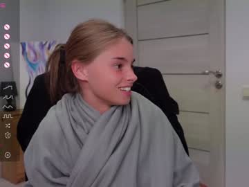 webcam girl abby_laker live cam image #10159277
