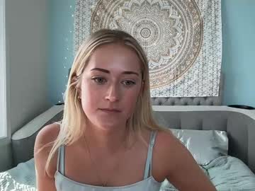 webcam girl misslaceyy live cam image #13033773