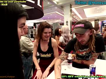 webcam couple honeyand_thebear live cam image #4666043