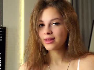 webcam girl a_whole_eternity live cam image #9058025