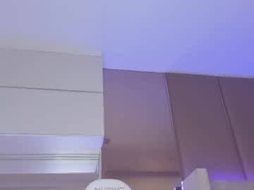 webcam girl lil_mayaa live cam image #6087941