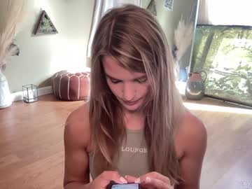 webcam girl phoenix_taylor live cam image #3268842
