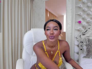 webcam girl shantallknowless live cam image #5528734