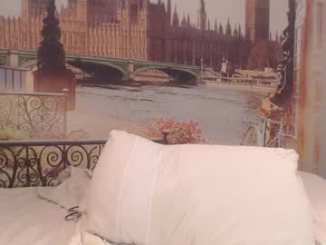 webcam girl hi_teika live cam image #1882203