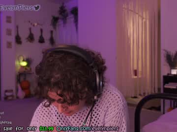 webcam girl evelynpiers live cam image #4150915