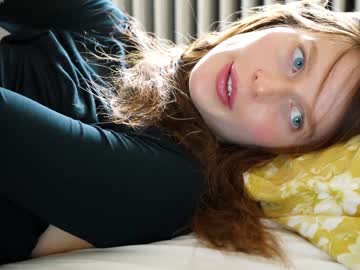 webcam girl ellaa91 live cam image #3808466