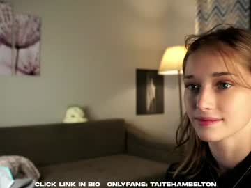 webcam girl taitehambelton live cam image #12899756