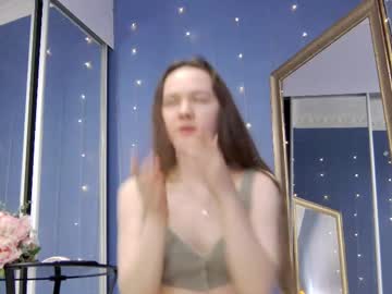 webcam girl kriskras__ live cam image #13022253