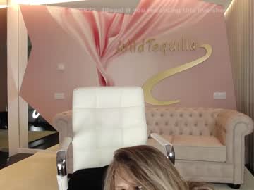 webcam girl wildtequilla live cam image #3191017
