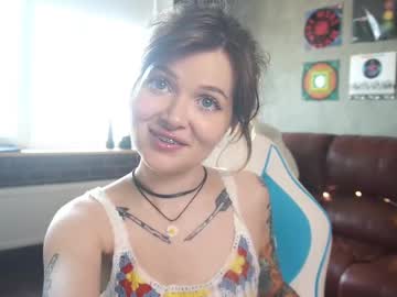 webcam girl awondrr live cam image #12845628