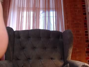 webcam girl onebluebow live cam image #5830589