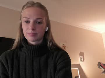 webcam girl magic_couple13 live cam image #10987742