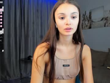 webcam girl your__voice live cam image #6170023