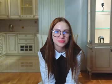 webcam girl shirleywhitney live cam image #8235289