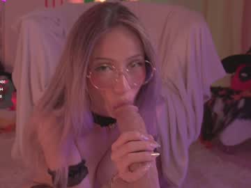 webcam girl soficb live cam image #10760146