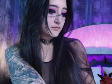 webcam girl charlotte_germanotta_ live cam image #11641576