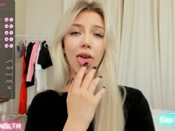 webcam girl rainaslater live cam image #7299507