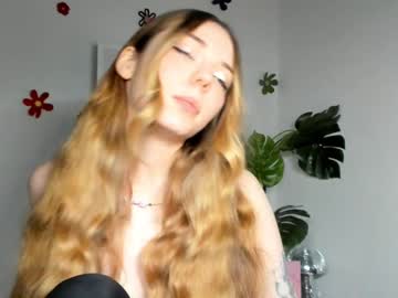 webcam girl thisisamelia live cam image #10703988
